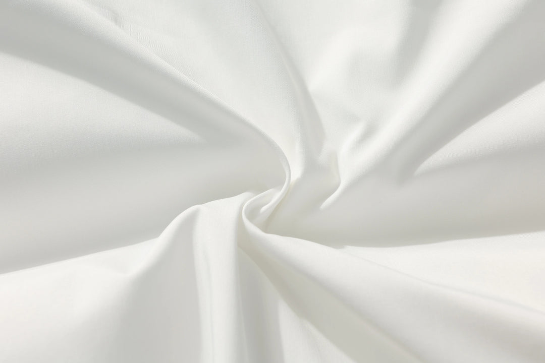 White Winter Down Jacket for Casual Wear, Hooded Style, Unique Brand Labels, Wind - Resistant & Insulated