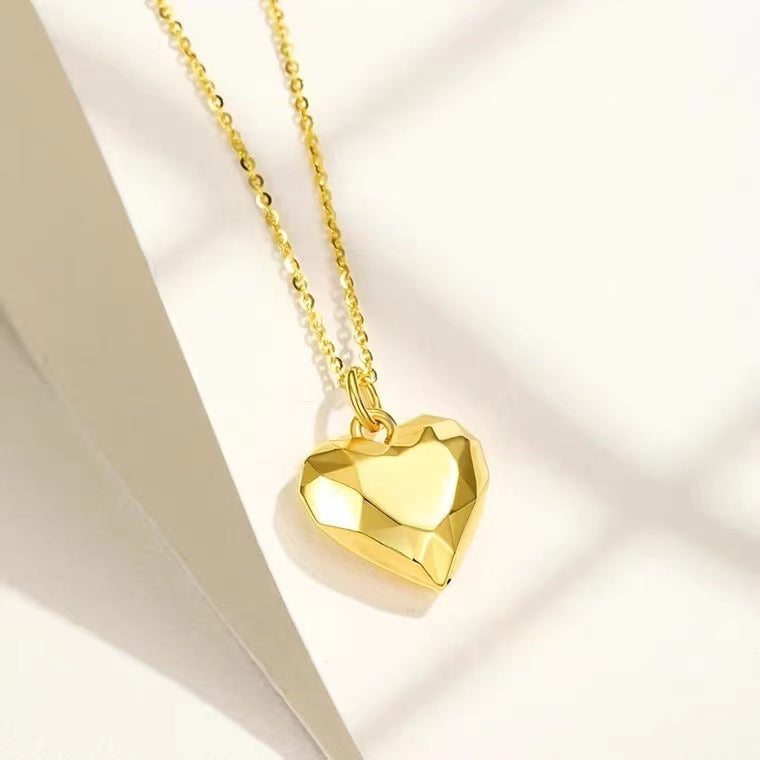18K Gold Cut Love Gold Pendant Versatile Beauty hair & fashionfj