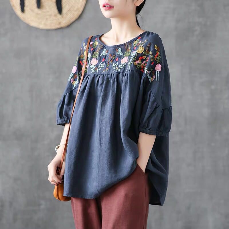 Retro Embroidery Small Flower Round Neck Short-Sleeved T-Shirt Women Loose Baby Shirt Summer And Autumn New Five-Point Sleeve Cotton Top Beauty hair & fashionfj