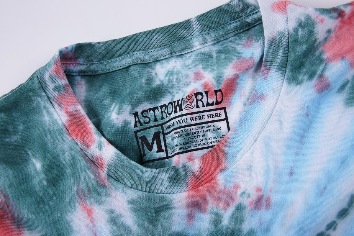 Alien Football Tie Dye Men&