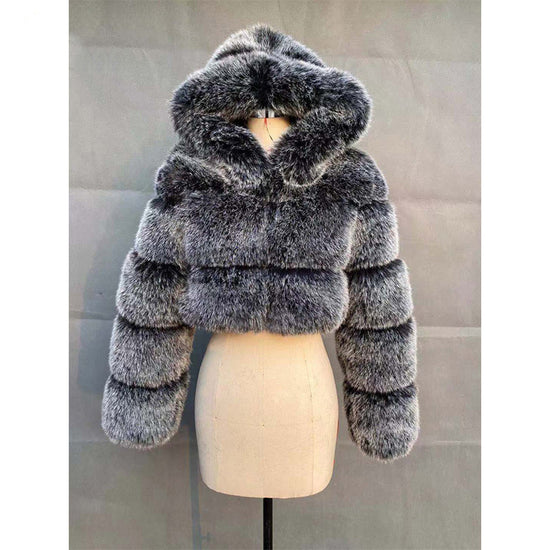 European And American Short Hooded Fur Coat