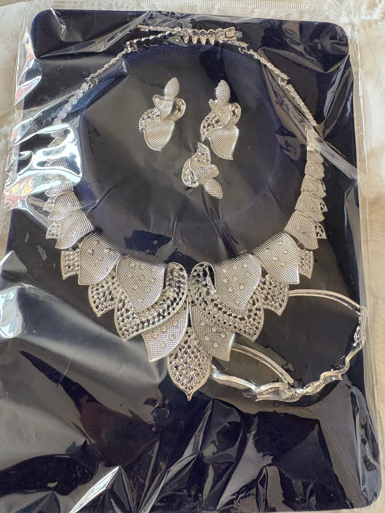 5pcs elegant jewelry set Beauty hair & fashionfj