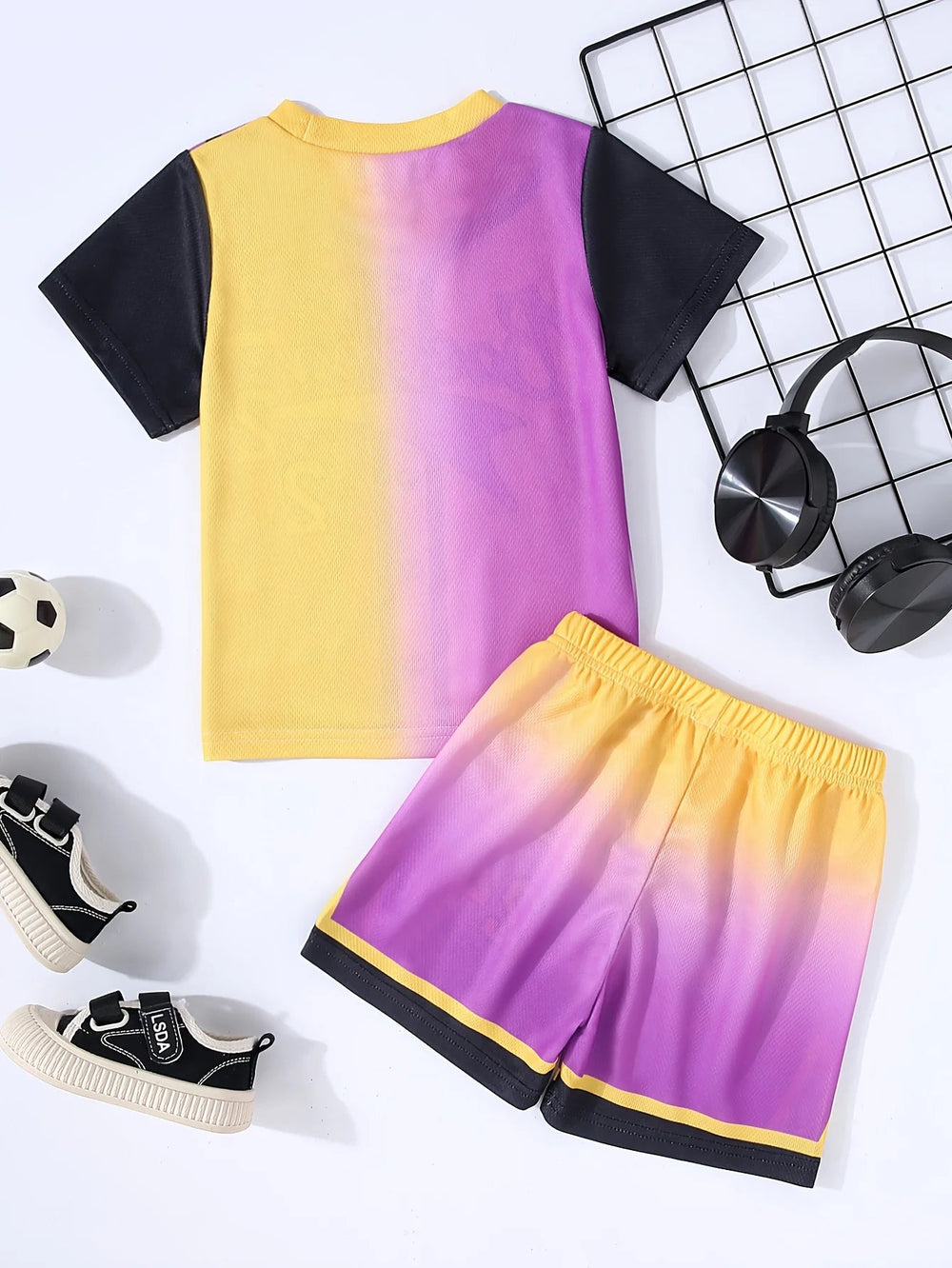 The 2025 summer new children's set, personalized 3D printed sportswear, polyester fiber, comfortable, soft, breathable, lightwei Beauty hair & fashionfj