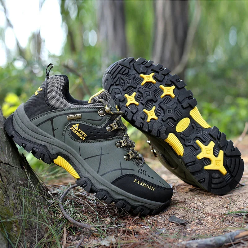 Shoes for Men 2025 New Men Sneakers Leather Waterproof Mountaineering Camping Hiking Shoes Thick Sole Comfortable Running Shoes