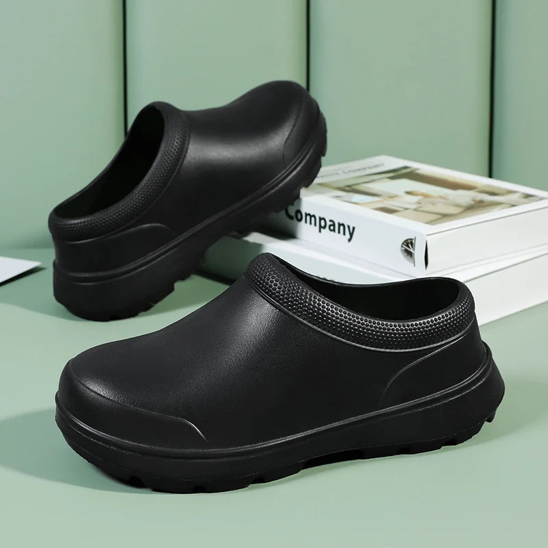 Slippers for Men and Women, Summer Kitchen Waterproof Shoes, Non-Slip, Portable and Comfortable Sandals for Work, Thick-Soled Outer Wear Toe-Toe Shoes