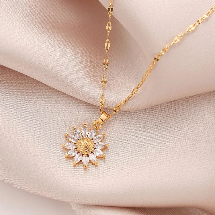 1PCS Gold-color Necklace Ladies Light Luxury Style Flower Pendant Inlaid Zirconia Titanium Steel Chain Holiday Jewelry Beauty hair & fashionfj