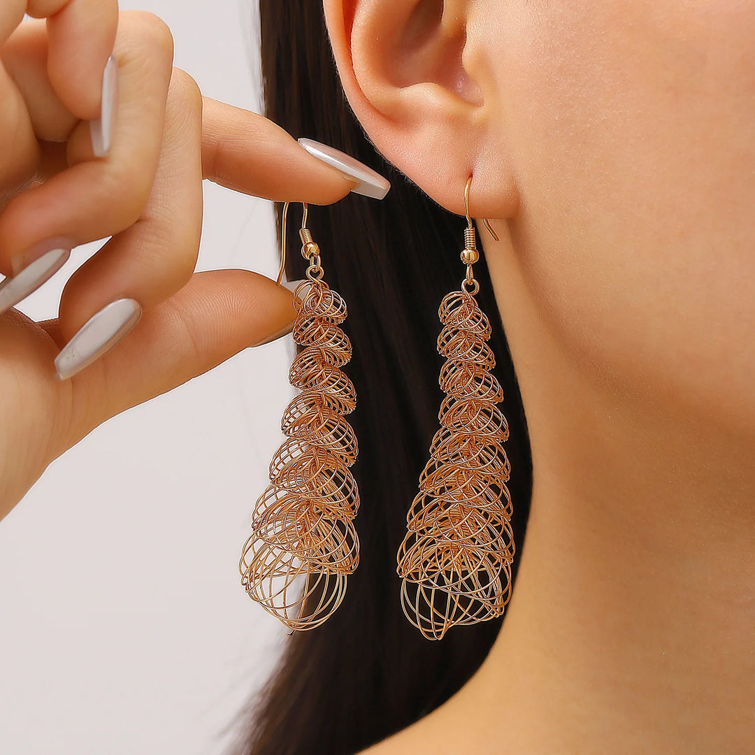 Exaggerated Gold Color Heart Oval Earrings For Women Metal Earing Jewelry 2025 Trending Irregular Wrinkled Geometric Earrings