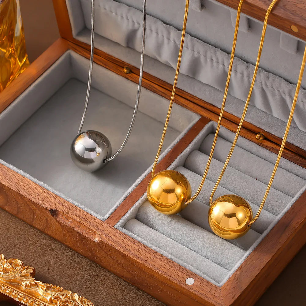 Women 18K Gold Plated Necklace Fashion Popular Waterproof Chian with Shiny Round Pendant Female Girl Jewelry Gift Accessories Beauty hair & fashionfj