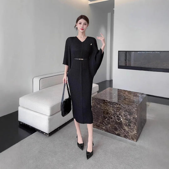 Miyake Pleats 2025 Spring Clothes New V-neck Foreign Style Bat Sleeve Lace-up Skirt Waist and Thin Magic Dress Women Beauty hair & fashionfj