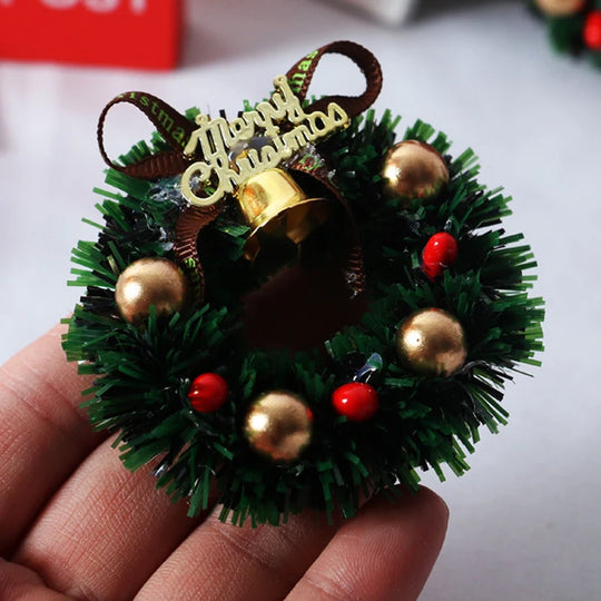 1pc 6cm Miniature Wreath Doll House Christmas Tree Wall Baking Decoration Dollhouse Access Children Toy Gift Kid Navidad 2024
