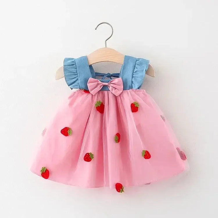 (0-3 Years) Summer New Girls Dress Small Flying Sleeve Bow A-child Dress Embroidered Strawberry Cool Princess Dress Beauty hair & fashionfj