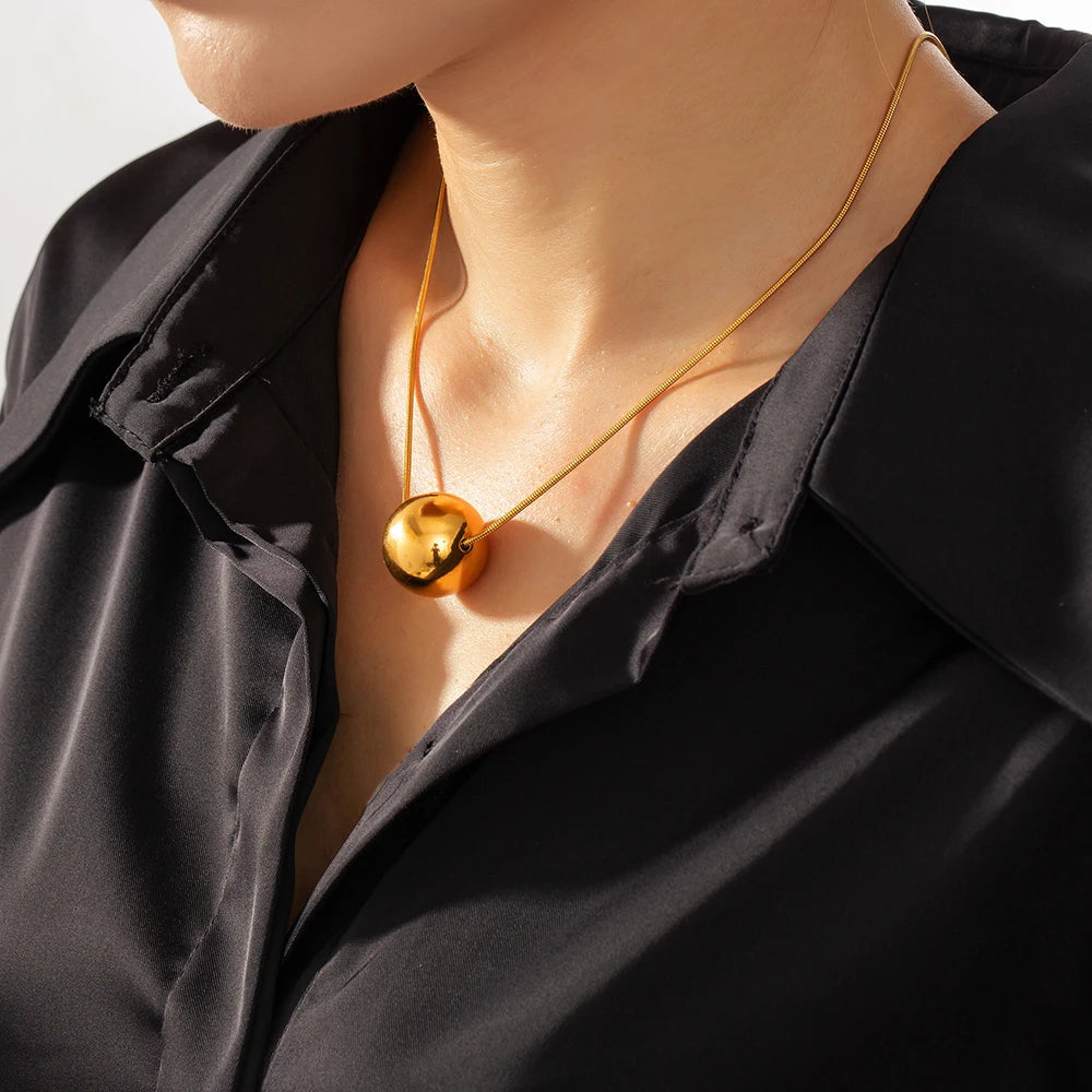 Women 18K Gold Plated Necklace Fashion Popular Waterproof Chian with Shiny Round Pendant Female Girl Jewelry Gift Accessories Beauty hair & fashionfj