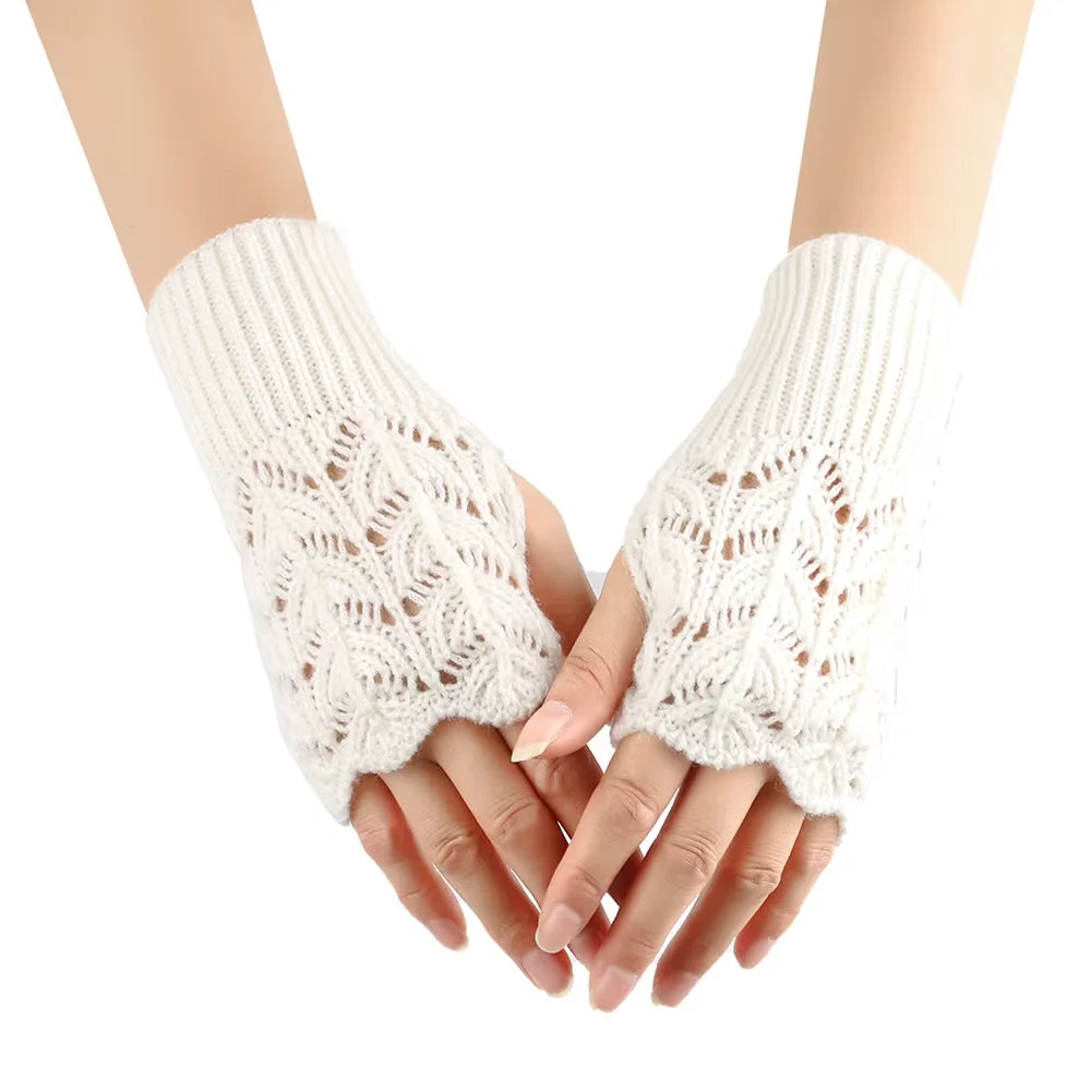 Women's winter gloves, thickened men's outdoor cycling gloves, connected finger gloves, half finger gloves, cotton new style