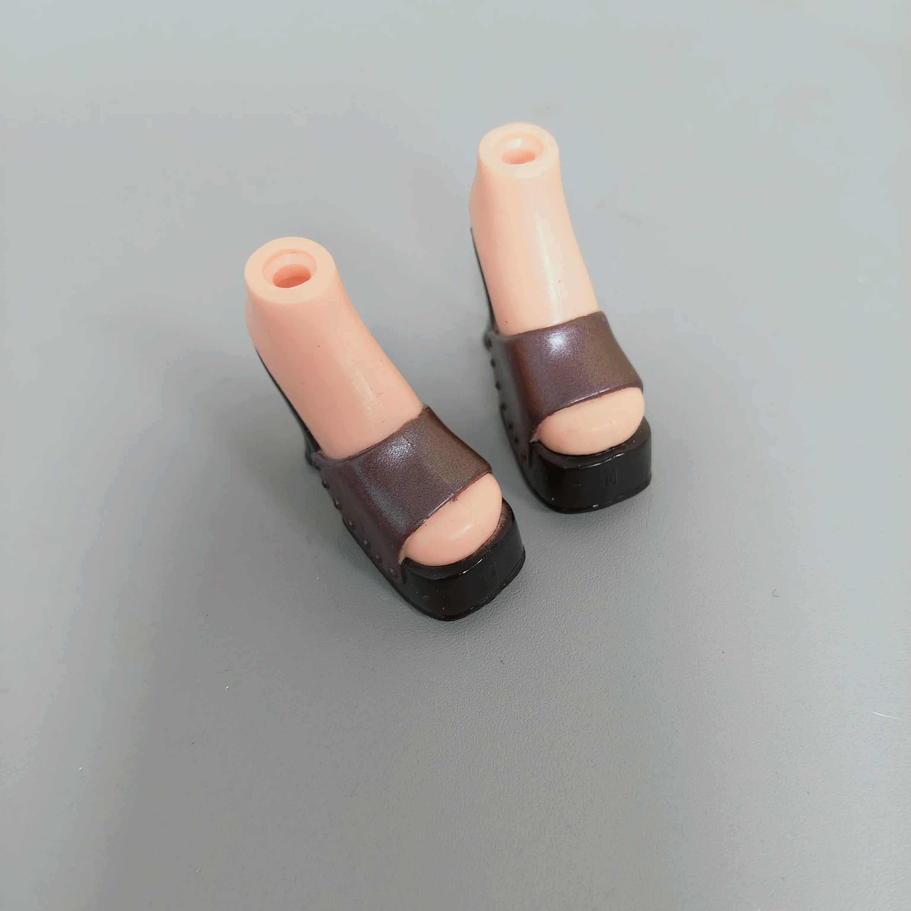 kinds of sneakers high-heeled shoes boots doll  plastic shoes for Bratz doll Monsterse High doll fashion cool doll gift for girl Beauty hair & fashionfj