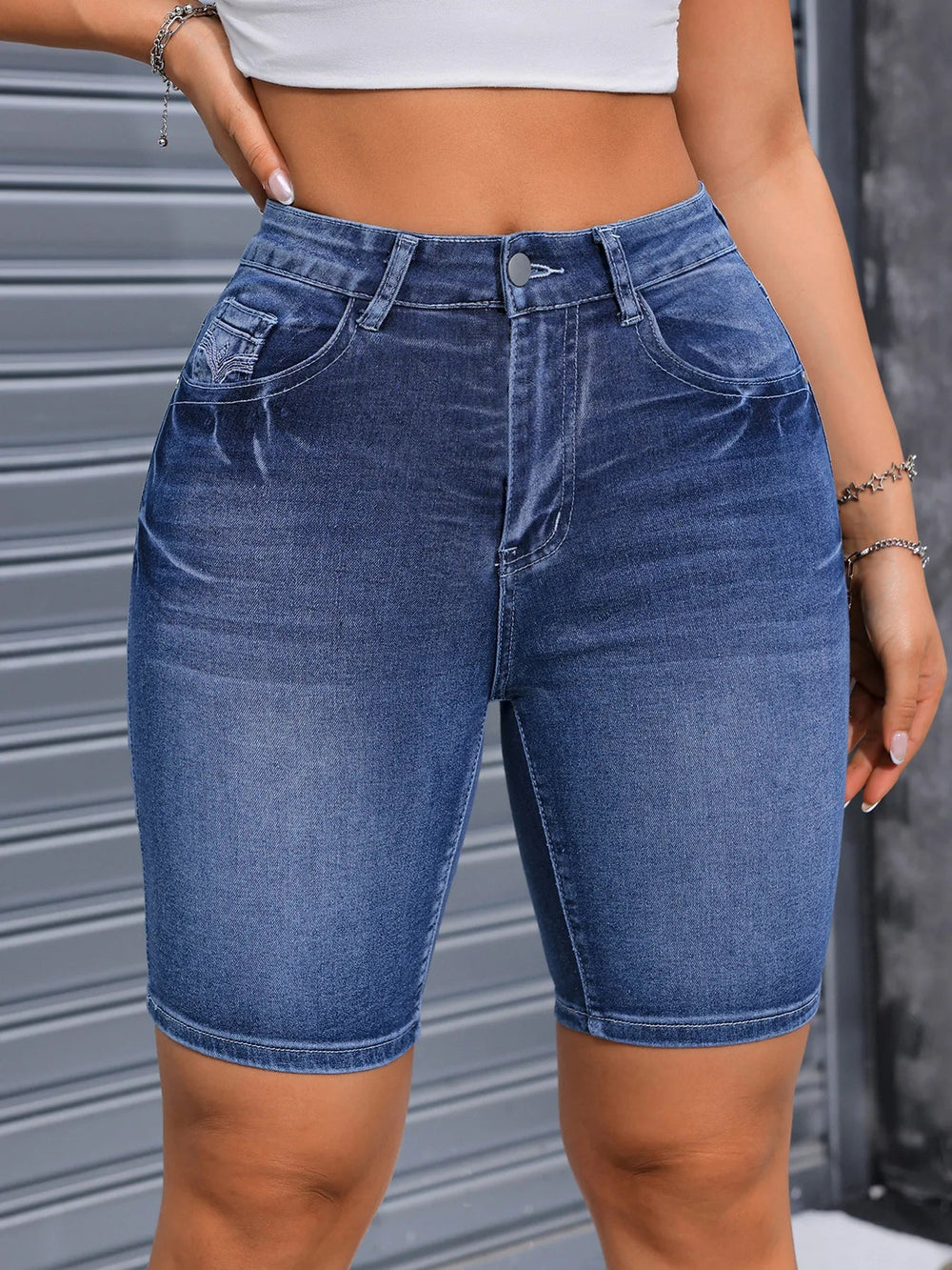 2025 Summer New High Stretch Slim Fit Denim Shorts For Women Fashion Embroidery Knee Length Skinny Jeans Shorts Casual Clothes Beauty hair & fashionfj