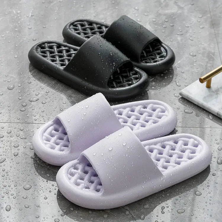 Shit-stepping Feeling Slippers for Summer Indoor Use, Non-slip, Wear-resistant and Water-draining , Suitable for Bathroom Use Beauty hair & fashionfj