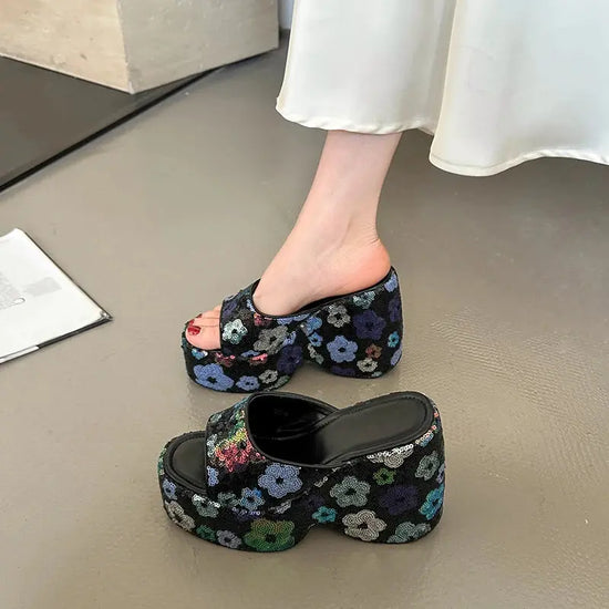 Slippers Women Summer On A Wedge Luxury Slides Shoes Flower Platform Pantofle Designer 2025 Floral Bling Fashion Shoes Woman&