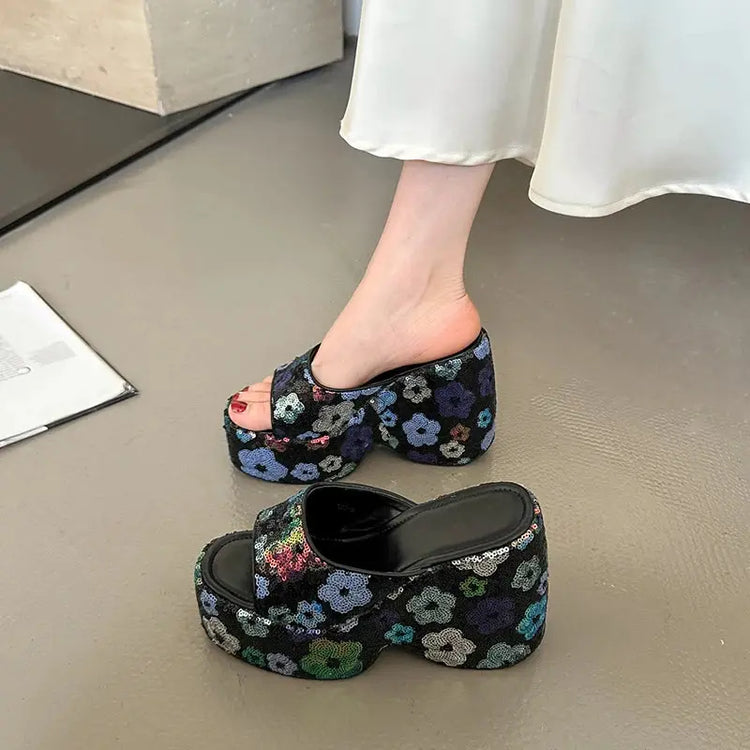 Slippers Women Summer On A Wedge Luxury Slides Shoes Flower Platform Pantofle Designer 2025 Floral Bling Fashion Shoes Woman&