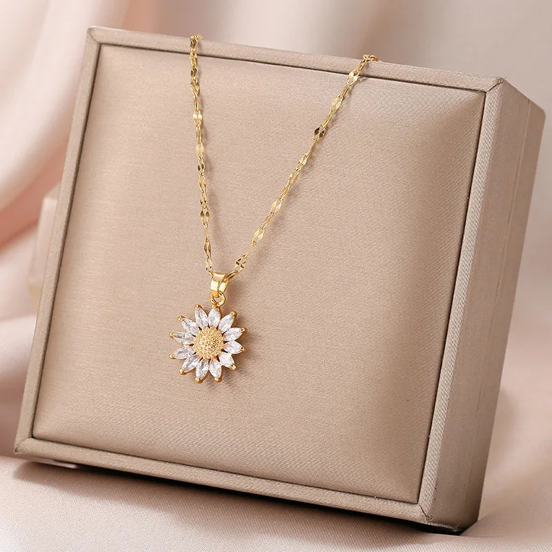 1PCS Gold-color Necklace Ladies Light Luxury Style Flower Pendant Inlaid Zirconia Titanium Steel Chain Holiday Jewelry Beauty hair & fashionfj