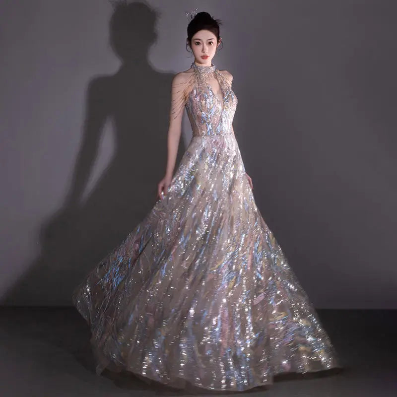 The elegant halter-neck slimming evening gown for women suits various occasions like banquet hosting with high-end charm. Beauty hair & fashionfj