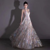 The elegant halter-neck slimming evening gown for women suits various occasions like banquet hosting with high-end charm. Beauty hair & fashionfj