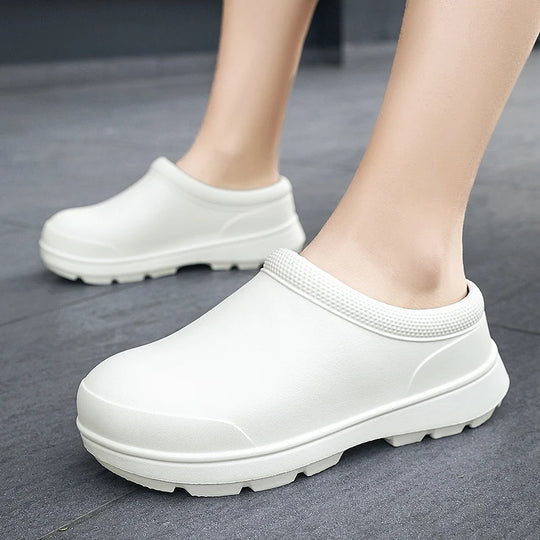 Slippers for Men and Women, Summer Kitchen Waterproof Shoes, Non-Slip, Portable and Comfortable Sandals for Work, Thick-Soled Outer Wear Toe-Toe Shoes