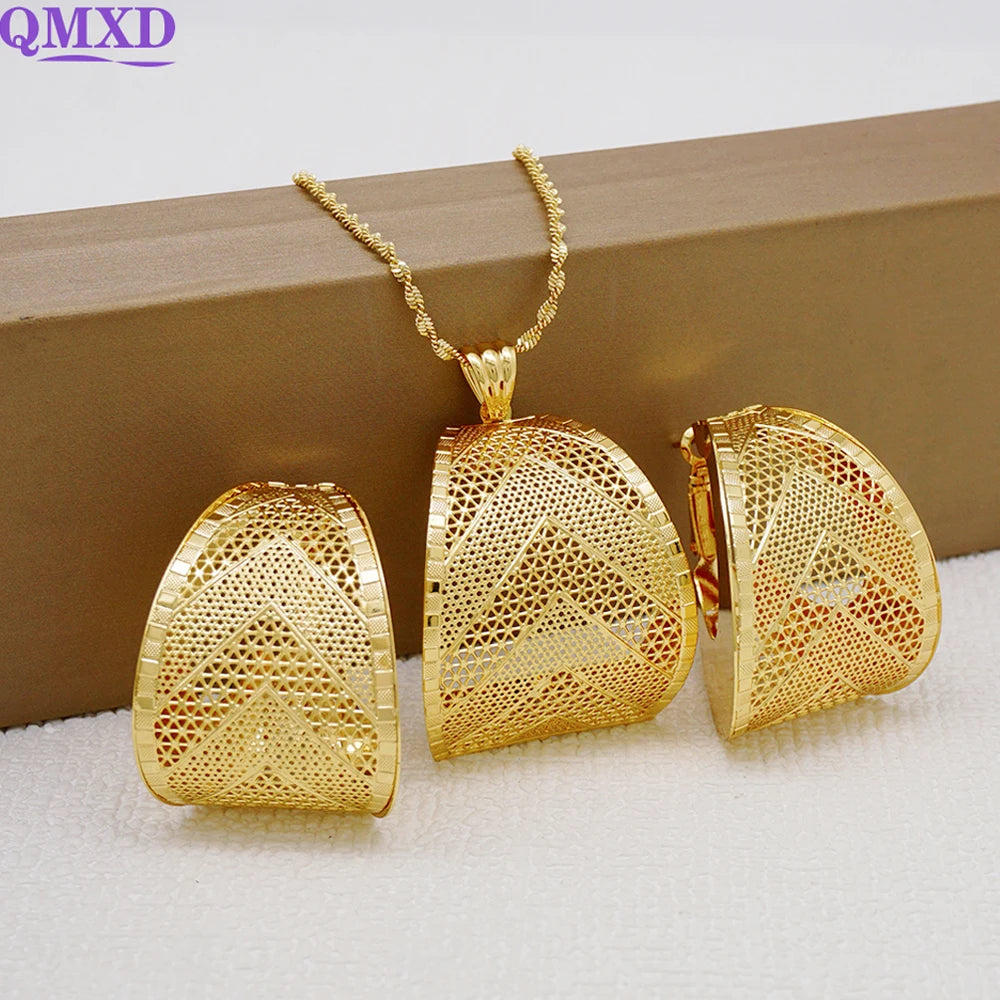 Fashion Dubai Jewelry Sets Gold Color Pendant Copper Classic Earrings Necklace For Women Daily Wear Party Anniversary Gifts