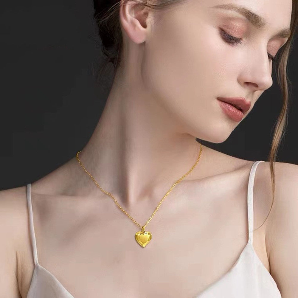 18K Gold Cut Love Gold Pendant Versatile Beauty hair & fashionfj